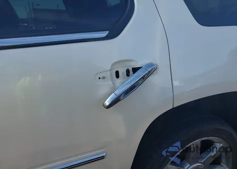 2008 Cadillac Escalade Standard from USA, damaged, VIN 1GYFK638X8R154323